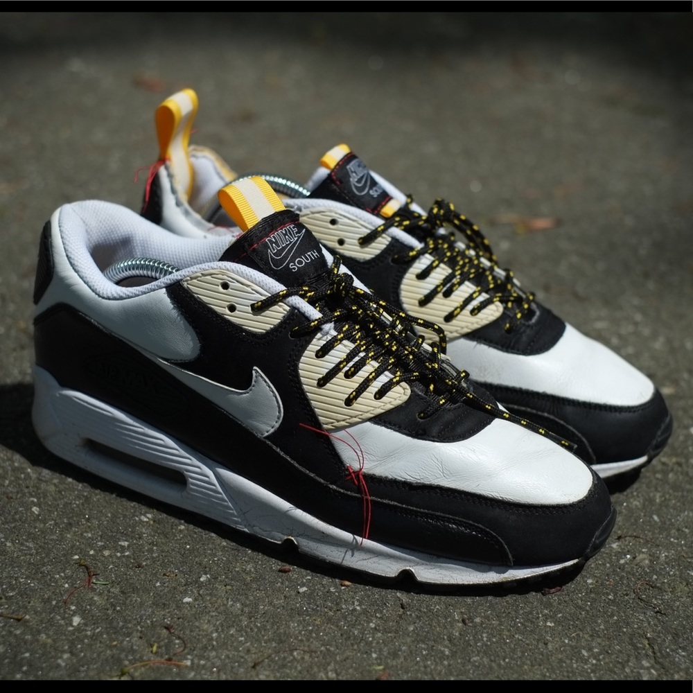 Nike Air Max 90 customized mended